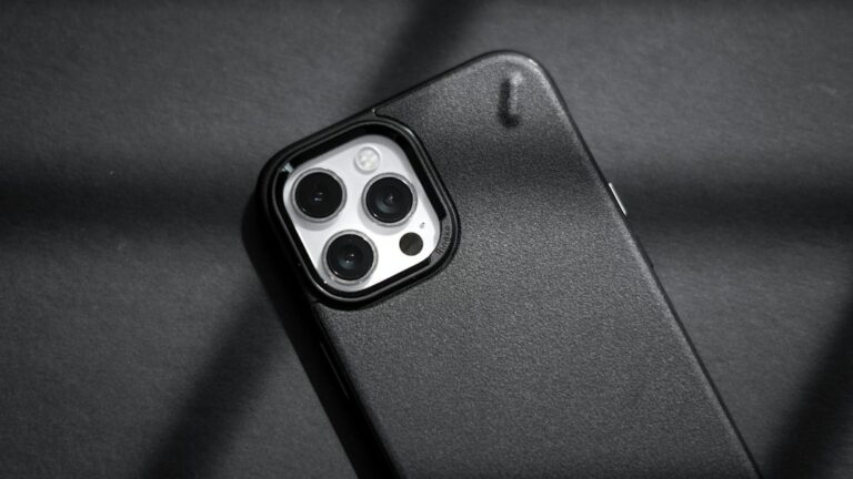 Essential Premium Accessories Every Smartphone Owner Should Consider